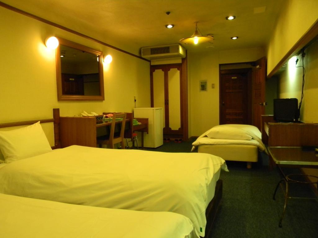 Hotel Misono Oszaka Kültér fotó